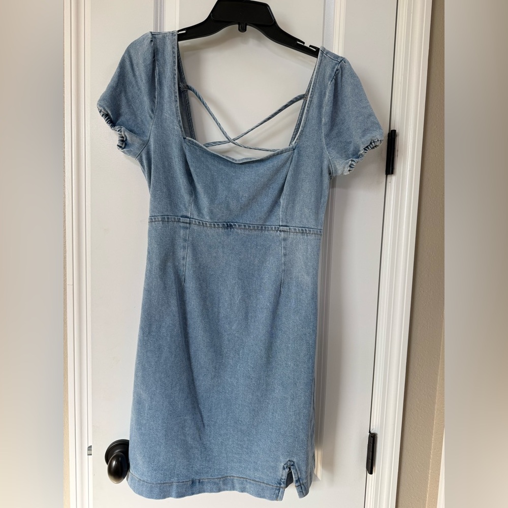 Hollister medium m back tie denim mini dress with slit